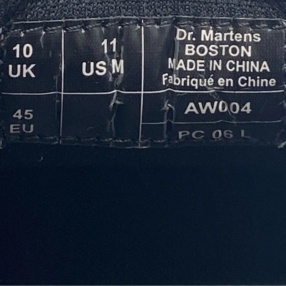 Dr. Martens Boston AW004 Derby Black Leather Mens Size 11 Distressed